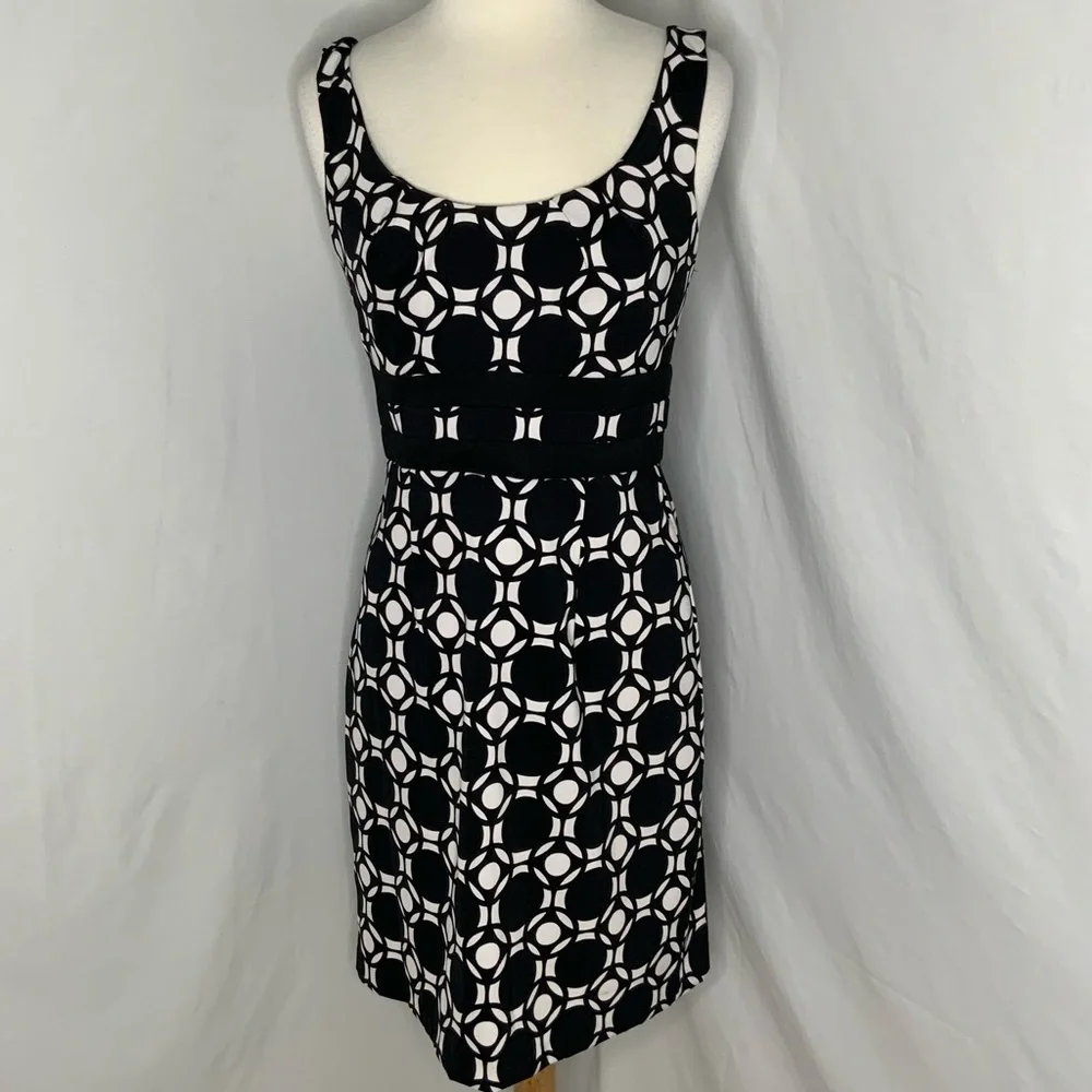 Connected Black/White Print Sleeveless Dress 10 - Picture 2 of 11